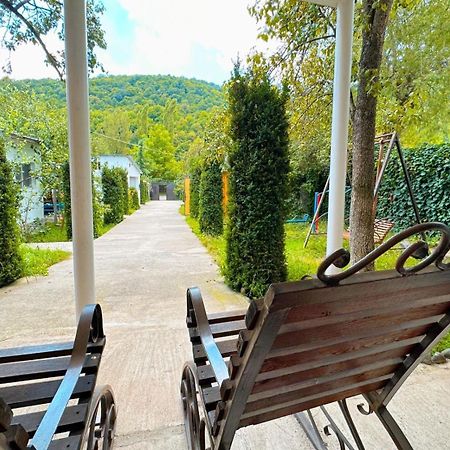 Green Garden B&B Dilijan Ngoại thất bức ảnh