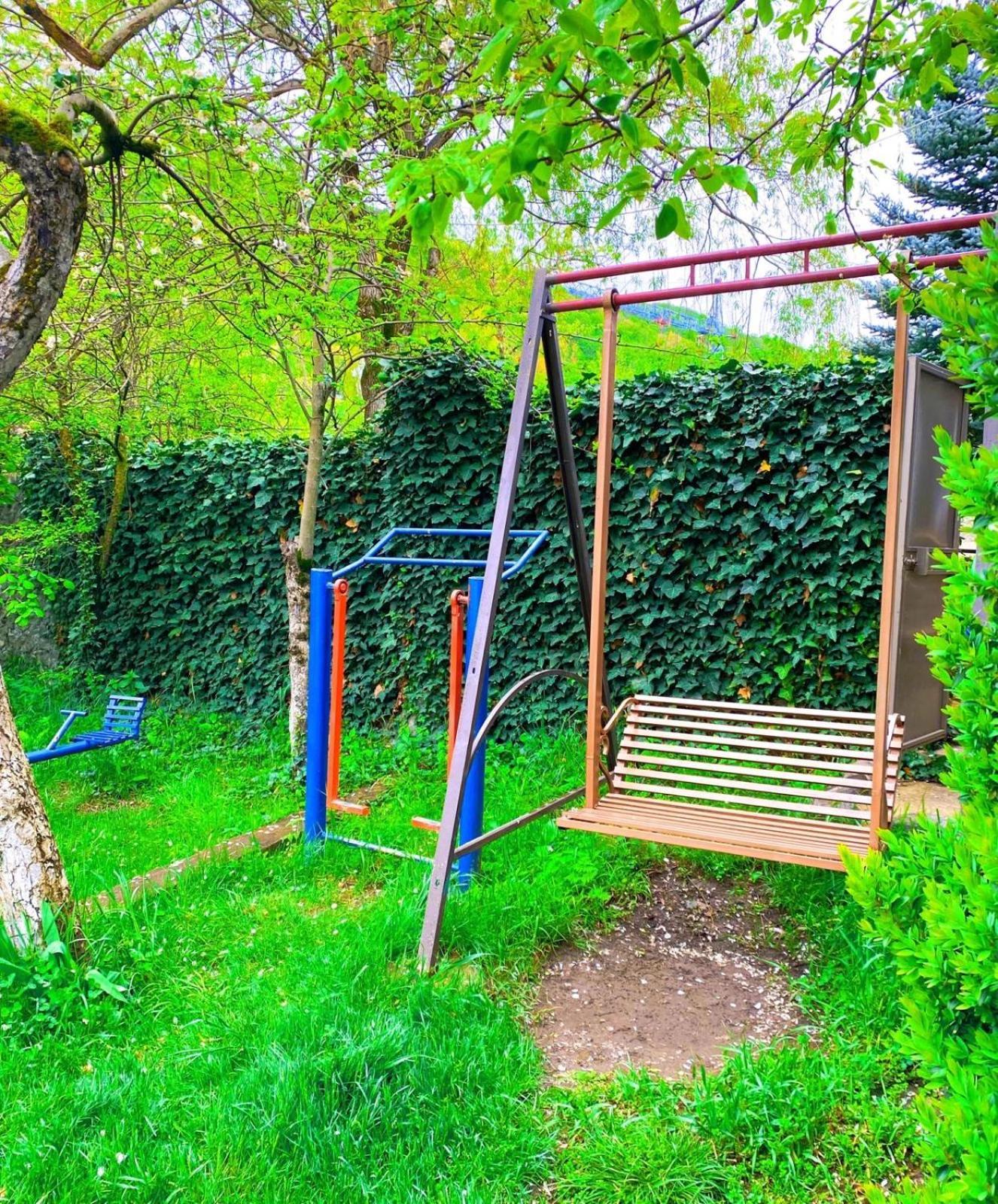 Green Garden B&B Dilijan Ngoại thất bức ảnh
